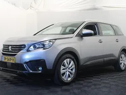 Grijs, metallic lak Gebruikt 2018 Peugeot 5008 MPV | € 13.999 (Eerlijke prijs)