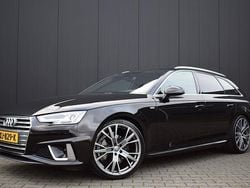 Zwart (metallic) Gebruikt 2019 Audi A4 S-Line Stationwagen | € 22.950 (Iets duurder)