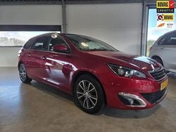 Rood Gebruikt 2016 Peugeot 308 Premium Stationwagen | € 6.999 (Goede deal)