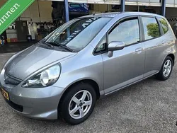 Grijs Gebruikt 2007 Honda Jazz LS Hatchback | € 3.999 (Eerlijke prijs)