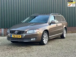 Bruin Gebruikt 2014 Volvo V70 Stationwagen | € 8.950 (Eerlijke prijs)