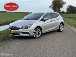 Grijs Gebruikt 2016 Opel Astra Innovation Hatchback | € 4.950 (Eerlijke prijs)