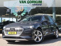 Grijs Gebruikt 2020 Audi e-tron Business SUV | € 23.950 (Eerlijke prijs)