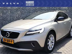 Bruin Gebruikt 2019 Volvo V40 CC Stationwagen | € 22.399 (Iets duurder)