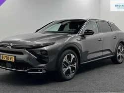 Grijs Gebruikt 2022 Citroën C5 X Feel Stationwagen | € 25.750 (Goede deal)