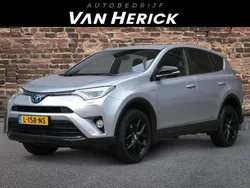 Grijs, metallic lak Gebruikt 2018 Toyota RAV4 Hybrid Style SUV | € 24.945 (Goede deal)