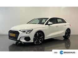 Wit Gebruikt 2022 Audi A3 Sportback e-tron Business Hatchback | € 24.795 (Eerlijke prijs)
