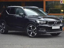 Zwart Gebruikt 2021 Volvo XC40 Inscription SUV | € 28.950 (Goede deal)