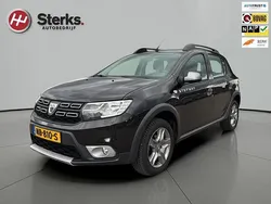Zwart Gebruikt 2017 Dacia Sandero Stepway Hatchback | € 9.895 (Eerlijke prijs)