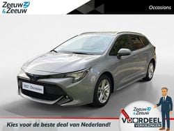 Grijs Gebruikt 2022 Toyota Corolla Hybrid Business Edition Stationwagen | € 22.935 (Iets duurder)