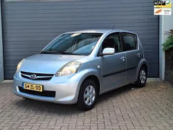 Grijs, metallic lak Gebruikt 2008 Subaru Justy Comfort Hatchback | € 2.950 (Eerlijke prijs)