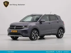 Grijs, metallic lak Gebruikt 2024 VW T-Cross R-line SUV | € 31.750 (Eerlijke prijs)