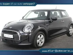Zwart Gebruikt 2022 Mini ONE Hatchback | € 18.500 (Goede deal)