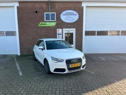 Wit Gebruikt 2011 Audi A1 Attraction Hatchback | € 8.950 (Duur)