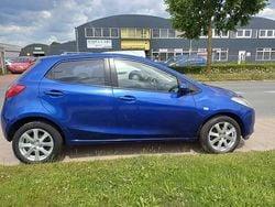 Blauw Gebruikt 2009 Mazda 2 Touring Hatchback | € 3.950 (Eerlijke prijs)