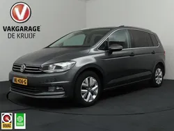 Grijs Gebruikt 2017 VW Touran Highline MPV | € 19.750 (Eerlijke prijs)