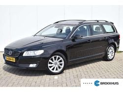 Zwart, metallic lak Gebruikt 2016 Volvo V70 Standard Stationwagen | € 16.900 (Goede deal)