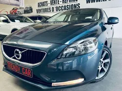 Blauw Gebruikt 2017 Volvo V40 Ocean Race Stationwagen | € 12.900 (Eerlijke prijs)