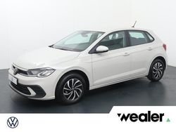 Grijs Gebruikt 2023 VW Polo Life Hatchback | € 20.440 (Eerlijke prijs)
