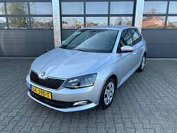 Grijs Gebruikt 2018 Skoda Fabia Ambition Hatchback | € 13.830 (Duur)