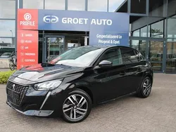Zwart Gebruikt 2021 Peugeot 208 Allure Hatchback | € 15.900 (Eerlijke prijs)