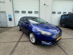 Blauw Gebruikt 2016 Ford Focus Titanium Hatchback | € 14.000 (Duur)