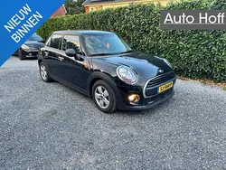 Zwart Gebruikt 2018 Mini ONE Business Hatchback | € 11.945 (Eerlijke prijs)