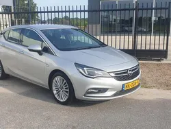 Grijs Gebruikt 2016 Opel Astra Innovation Hatchback | € 9.350 (Goede deal)