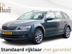 Grijs Gebruikt 2017 Skoda Octavia Business Line Stationwagen | € 14.950 (Duur)