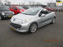Grijs Gebruikt 2007 Peugeot 207 CC Sport Cabriolet | € 2.949 (Eerlijke prijs)