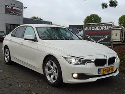Wit Gebruikt 2015 BMW 320 Efficient Dynamics Sedan | € 11.650