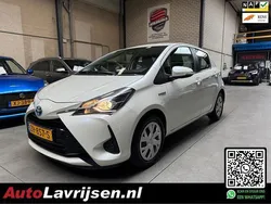 Wit Gebruikt 2019 Toyota Yaris Active Hatchback | € 16.500 (Eerlijke prijs)