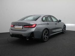 Grijs Gebruikt 2024 BMW 330 M Sport Sedan | € 42.900 (Goede deal)