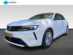 Wit Nieuw 2025 Opel Astra Edition Hatchback | € 34.827 (Super prijs)
