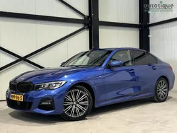 Blauw Gebruikt 2019 BMW 330 Shadowline Sedan | € 29.440 (Iets duurder)