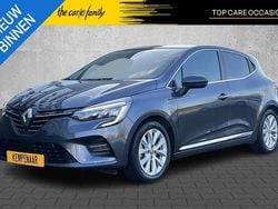 Grey titanium (tekpn) Gebruikt 2022 Renault Clio V Techno Hatchback | € 18.450 (Goede deal)