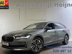 Grijs Gebruikt 2024 Skoda Superb Business Line Stationwagen | € 37.445
