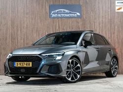 Grijs Gebruikt 2023 Audi A3 Sportback e-tron S-Line Hatchback | € 35.900 (Iets duurder)