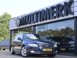 Blauw Gebruikt 2014 Volvo V70 Stationwagen | € 8.995 (Eerlijke prijs)