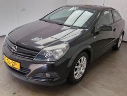 Zwart Gebruikt 2005 Opel Astra Enjoy Hatchback | € 1.995 (Eerlijke prijs)