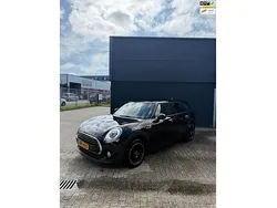 Zwart Gebruikt 2016 Mini Cooper Clubman Business Stationwagen | € 13.999 (Goede deal)