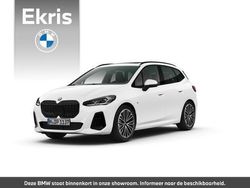 Wit Nieuw 2025 BMW 220 Comfort Edition Stationwagen | € 61.240 (Duur)