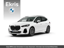 Wit Nieuw 2025 BMW 220 Comfort Edition Stationwagen | € 61.240