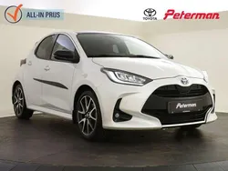 Wit Gebruikt 2022 Toyota Yaris Hybrid Executive Hatchback | € 22.899 (Eerlijke prijs)