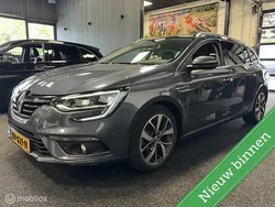 Grijs, metallic lak Gebruikt 2016 Renault Mégane GrandTour Bose Edition Stationwagen | € 15.849 (Eerlijke prijs)