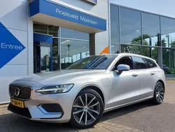 Grijs Gebruikt 2021 Volvo V60 Business Edition Stationwagen | € 29.450 (Super prijs)