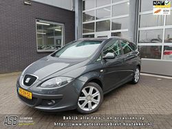 Grijs Gebruikt 2008 Seat Altea XL Stylance MPV | € 2.500 (Goede deal)