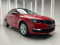 Rood Gebruikt 2018 Skoda Octavia Sedan | € 21.500