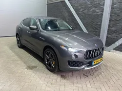 Grijs Gebruikt 2017 Maserati Levante GranLusso SUV | € 33.900