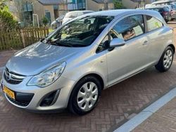 Zilver Gebruikt 2012 Opel Corsa Edition Hatchback | € 4.950 (Eerlijke prijs)